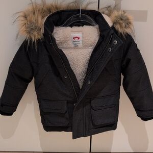 Appaman Kids Black Sherpa-Lined Winter Parka with Faux Fur Hood - like new
